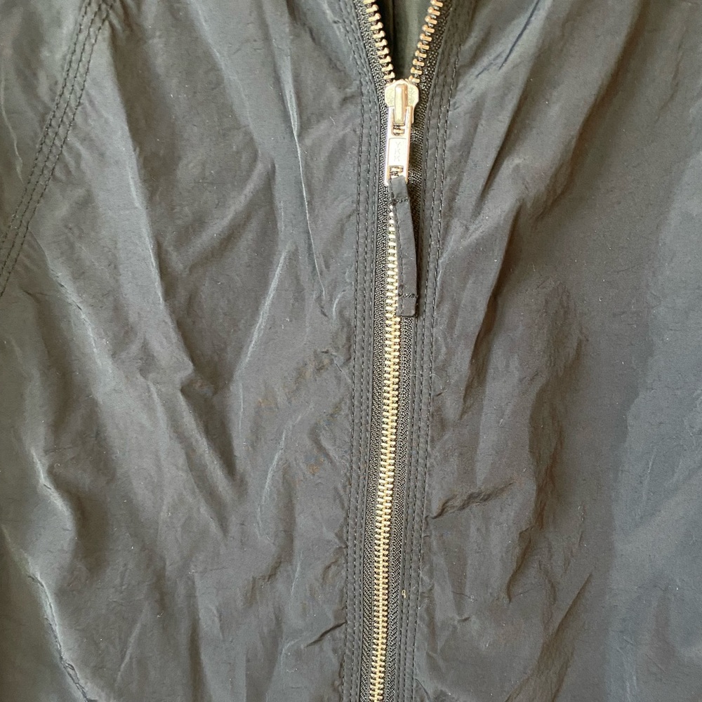 H&M Zip Up Black Windbreaker Style Women’s Lightweight Jacket - Picture 5 of 11
